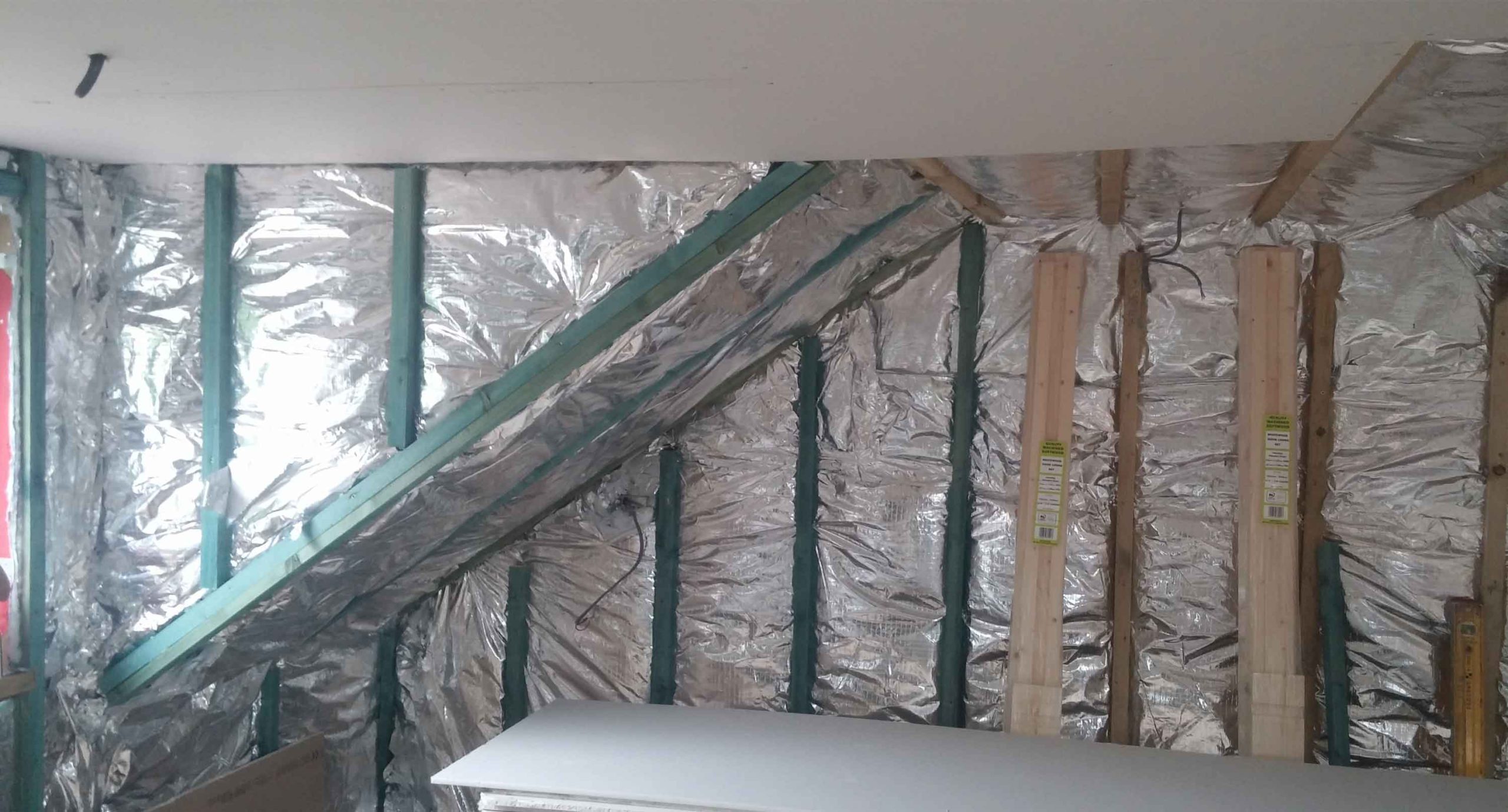 Space-blanket-over-25mm-battens-for-vapour-barrier-and-more-insulation